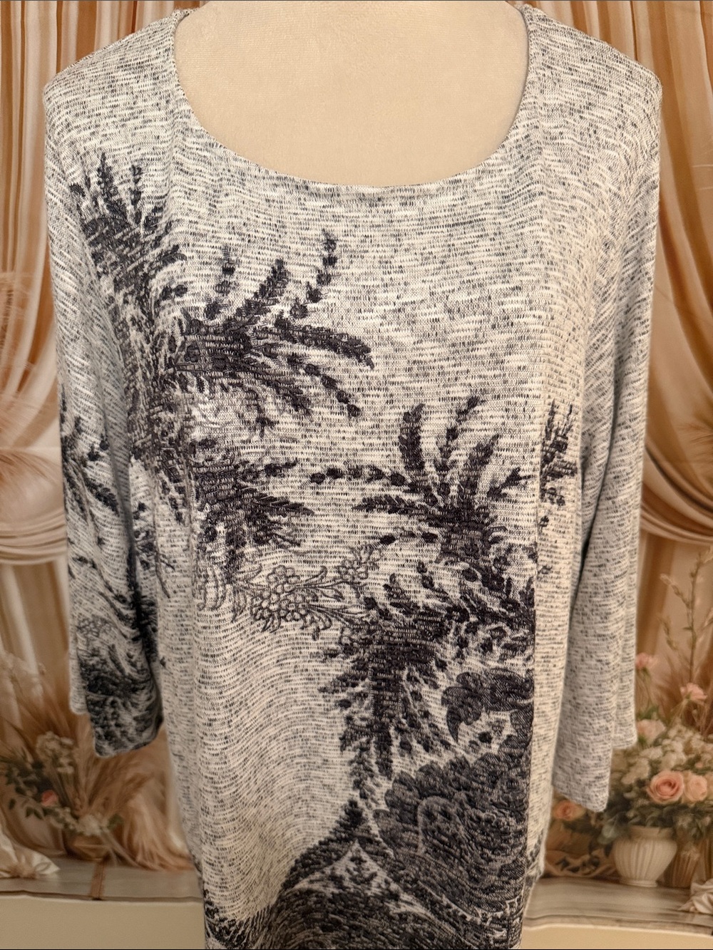 CJ Banks Gray and Black Printed Knit Tunic NWOT - Picture 3 of 7